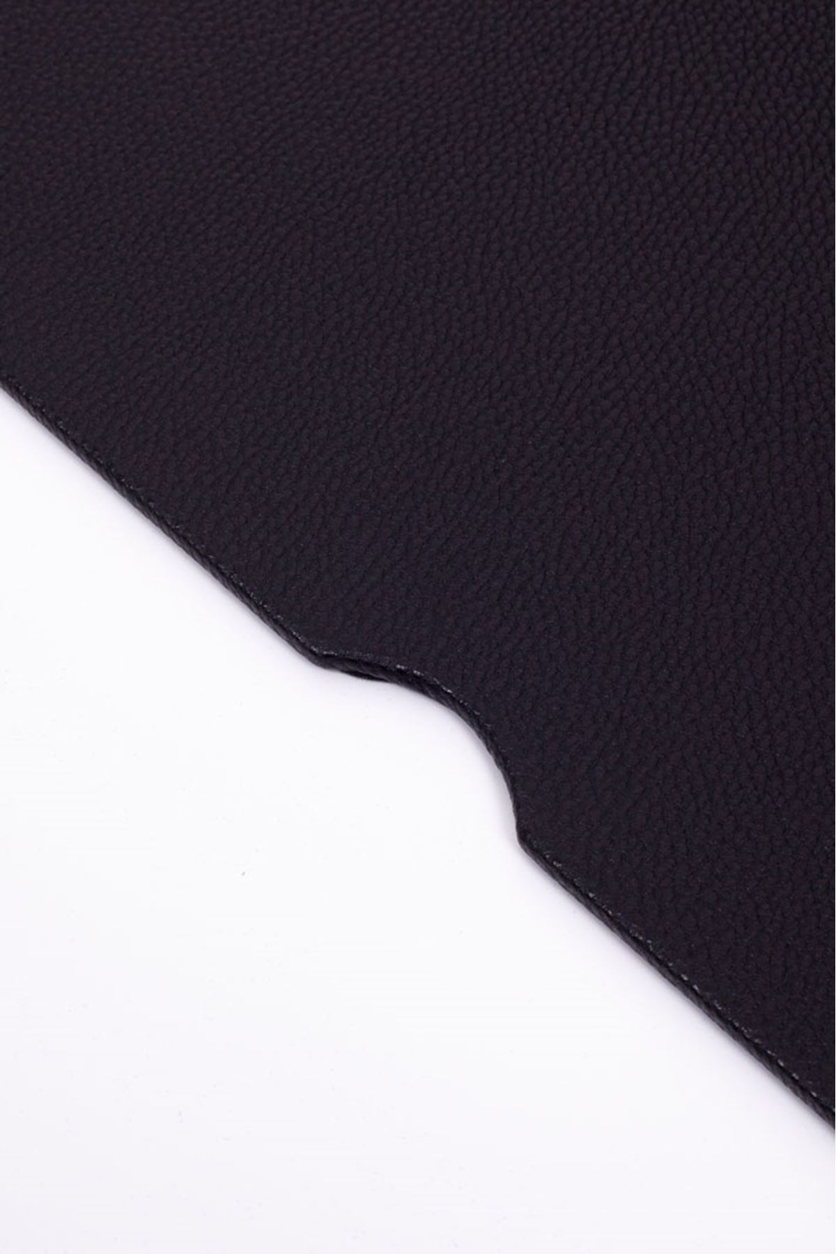 Deri Kapaklı Masa Sümeni Siyah Ahşap Detaylı 50x35cm