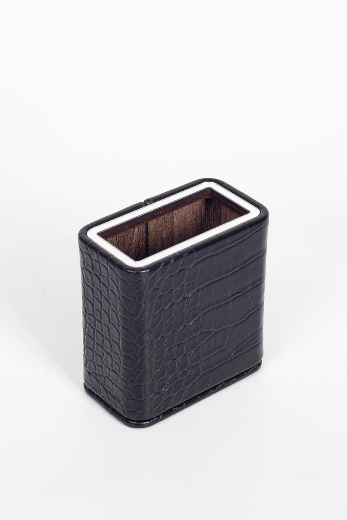Desktop Croco Leather Pattern and Chrome Detailed Pen Holder